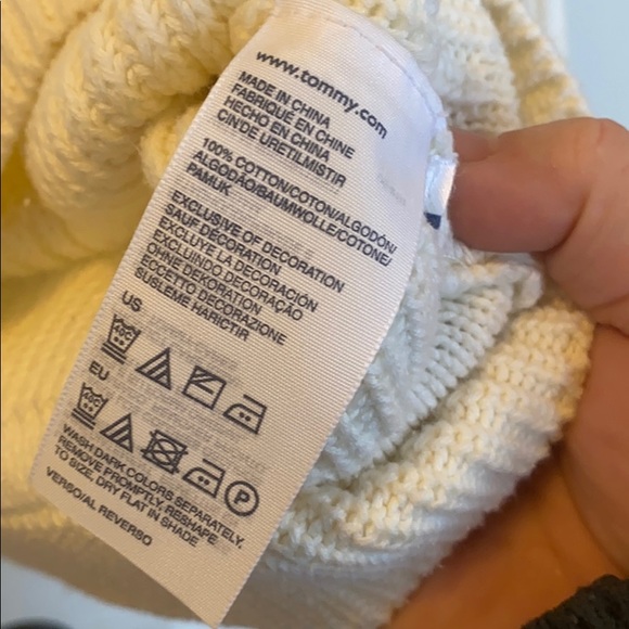 BOGO SALE 🎉 Tommy Hilfiger cream knit 100% cotton sweater sz M - Picture 5 of 7